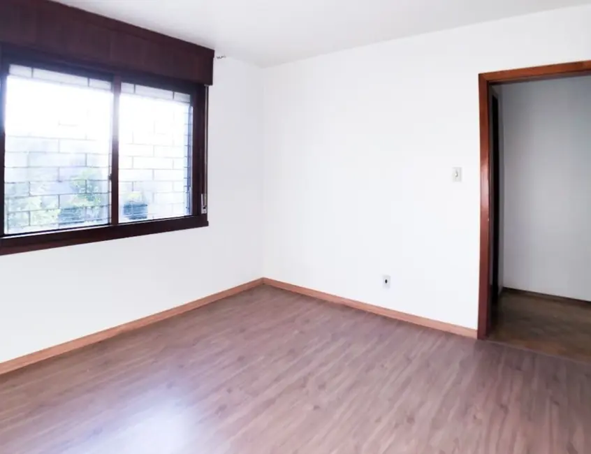 Foto 9 de Apartamento com 2 quartos à venda, 67m2 em Medianeira, Porto Alegre - RS