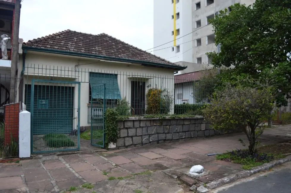 Foto 1 de Terreno / Lote à venda, 96m2 em Higienópolis, Porto Alegre - RS