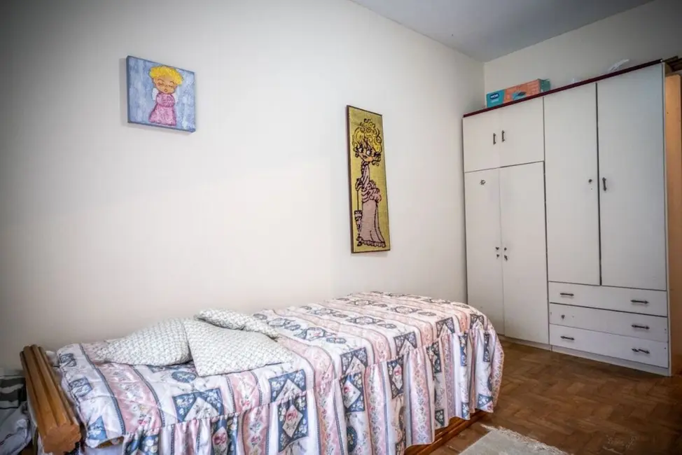 Apartamento com 2 quartos à venda, 59m2 em Passo da Areia, Porto Alegre - RS - imagem 7 Foto 7 de Apartamento com 2 quartos à venda, 59m2 em Passo da Areia, Porto Alegre - RS