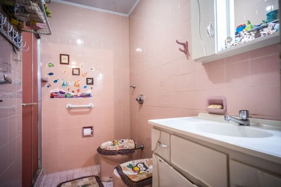 Apartamento com 2 quartos à venda, 59m2 em Passo da Areia, Porto Alegre - RS - imagem 8 Foto 8 de Apartamento com 2 quartos à venda, 59m2 em Passo da Areia, Porto Alegre - RS