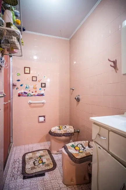 Apartamento com 2 quartos à venda, 59m2 em Passo da Areia, Porto Alegre - RS - imagem 9 Foto 9 de Apartamento com 2 quartos à venda, 59m2 em Passo da Areia, Porto Alegre - RS