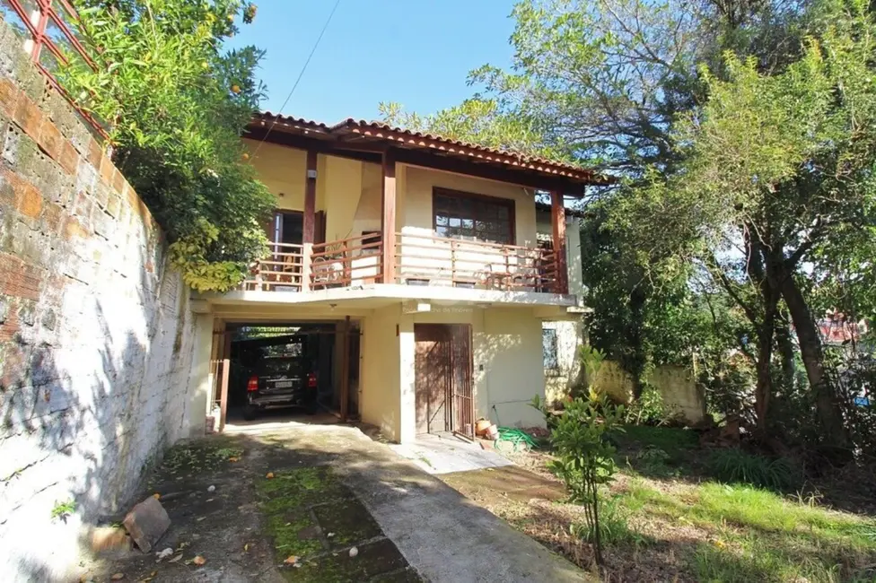 Foto 1 de Casa com 6 quartos à venda, 300m2 em Glória, Porto Alegre - RS