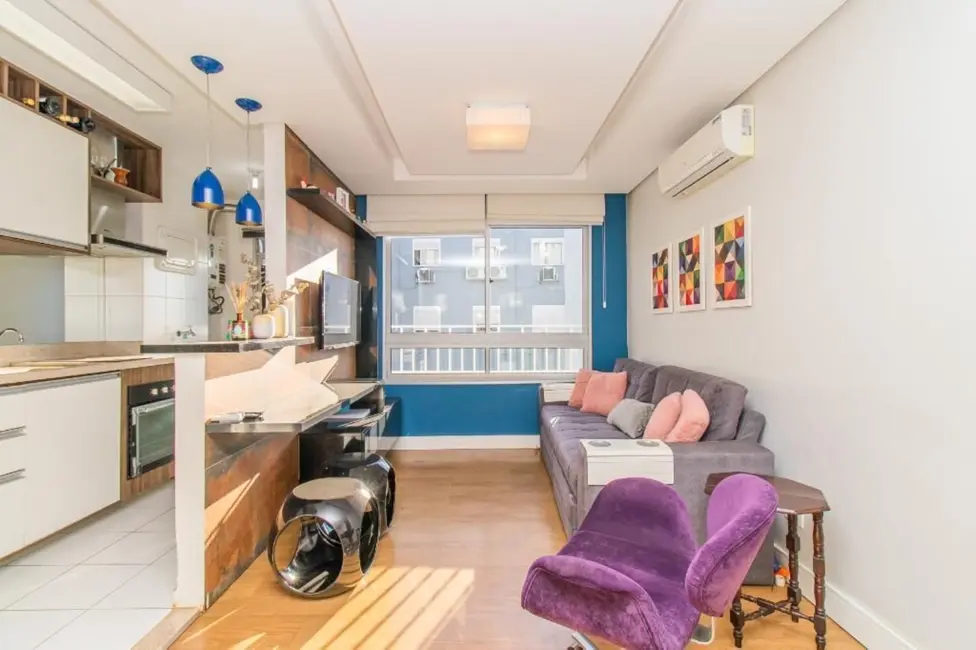 Foto 2 de Apartamento com 3 quartos à venda, 63m2 em Passo das Pedras, Porto Alegre - RS