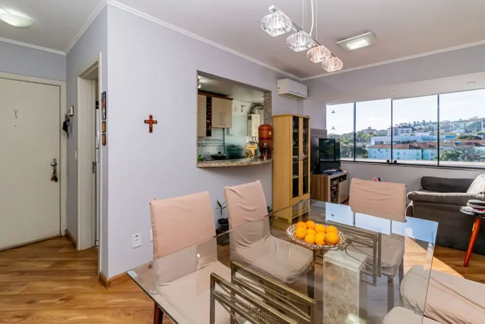Foto 3 de Apartamento com 2 quartos à venda, 55m2 em Cavalhada, Porto Alegre - RS