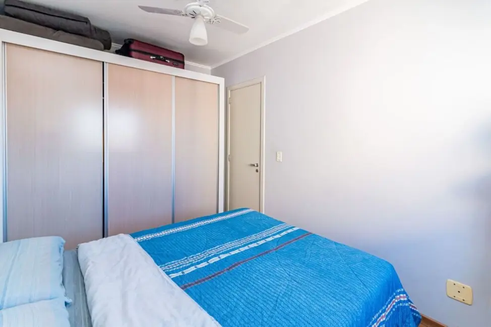 Foto 9 de Apartamento com 2 quartos à venda, 55m2 em Cavalhada, Porto Alegre - RS