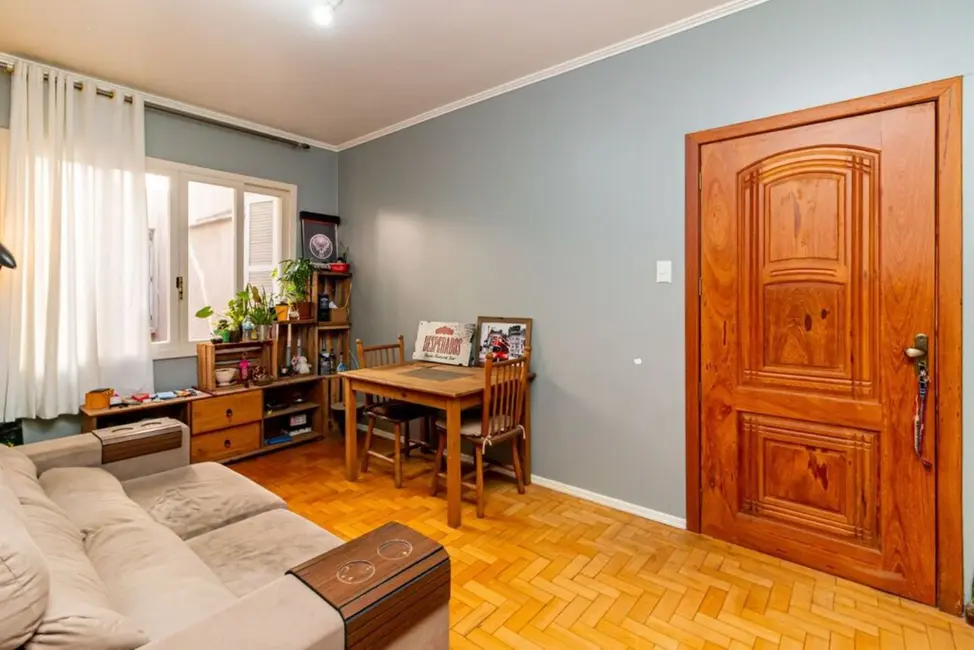 Apartamento com 1 quarto à venda, 42m2 em Centro Histórico, Porto Alegre - RS - imagem 6 Foto 6 de Apartamento com 1 quarto à venda, 42m2 em Centro Histórico, Porto Alegre - RS