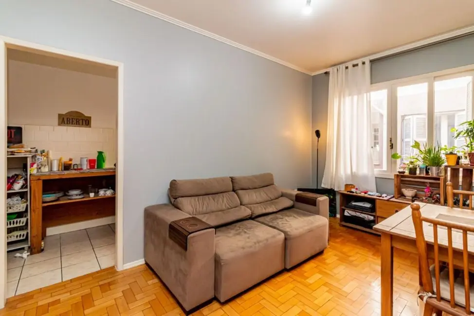 Apartamento com 1 quarto à venda, 42m2 em Centro Histórico, Porto Alegre - RS - imagem 5 Foto 5 de Apartamento com 1 quarto à venda, 42m2 em Centro Histórico, Porto Alegre - RS