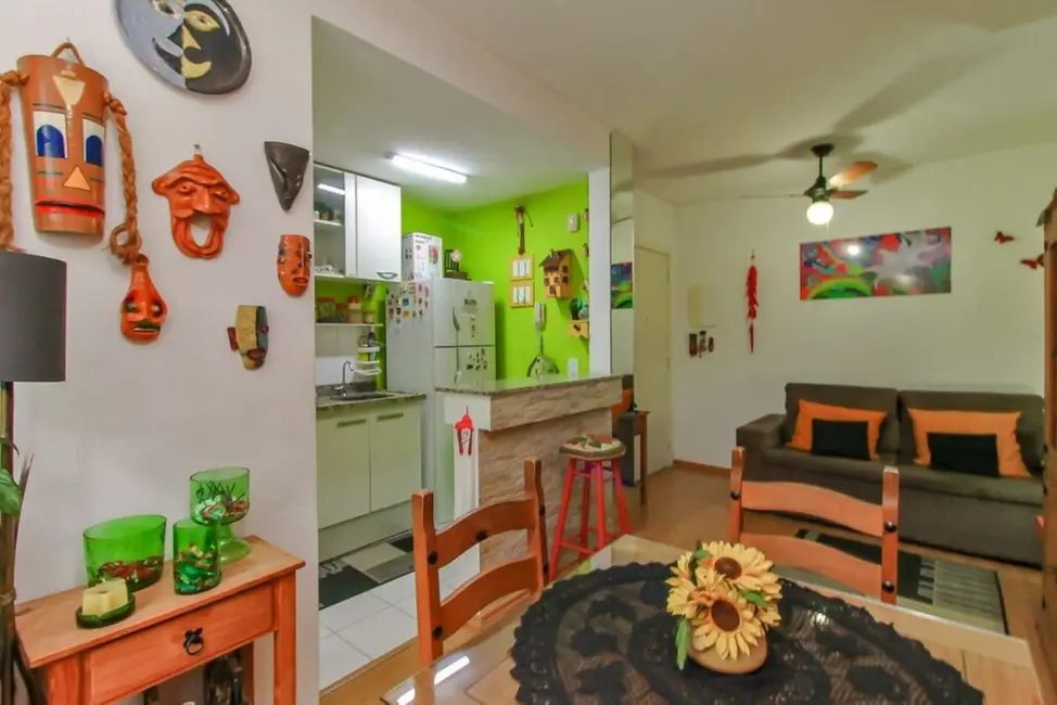 Foto 6 de Apartamento com 2 quartos à venda, 46m2 em Cristal, Porto Alegre - RS