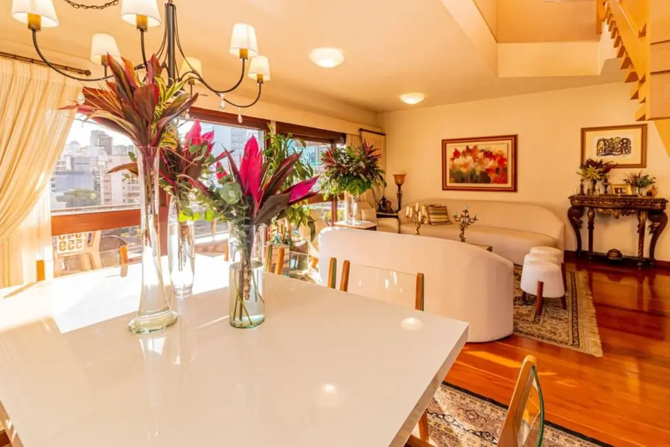 Foto 4 de Apartamento com 4 quartos à venda, 335m2 em Rio Branco, Porto Alegre - RS