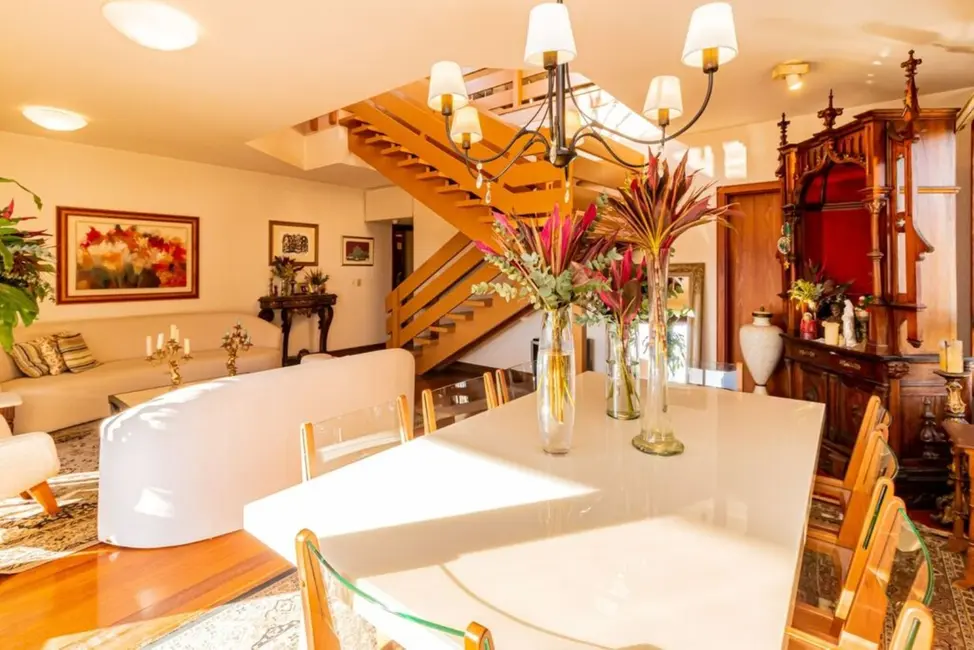 Foto 3 de Apartamento com 4 quartos à venda, 335m2 em Rio Branco, Porto Alegre - RS