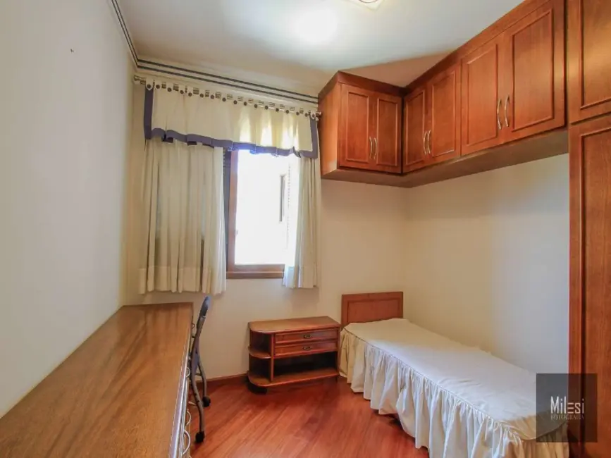 Foto 9 de Apartamento com 4 quartos à venda, 237m2 em Medianeira, Caxias Do Sul - RS