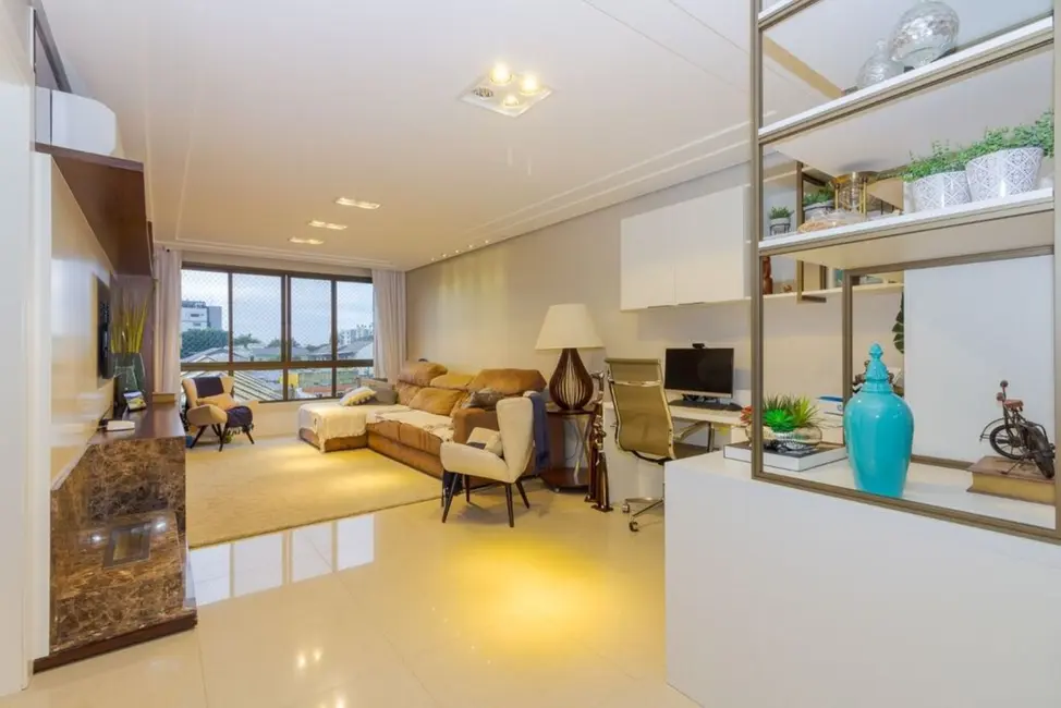 Foto 1 de Apartamento com 3 quartos à venda, 137m2 em Cristo Redentor, Porto Alegre - RS