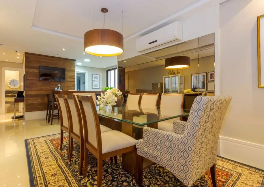 Foto 4 de Apartamento com 3 quartos à venda, 137m2 em Cristo Redentor, Porto Alegre - RS