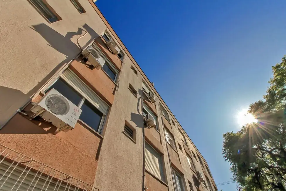 Foto 2 de Apartamento com 2 quartos à venda, 79m2 em Cristal, Porto Alegre - RS