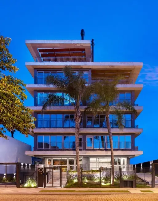 Apartamento com 2 quartos à venda, 63m2 em Menino Deus, Porto Alegre - RS - imagem 1 Foto 1 de Apartamento com 2 quartos à venda, 63m2 em Menino Deus, Porto Alegre - RS