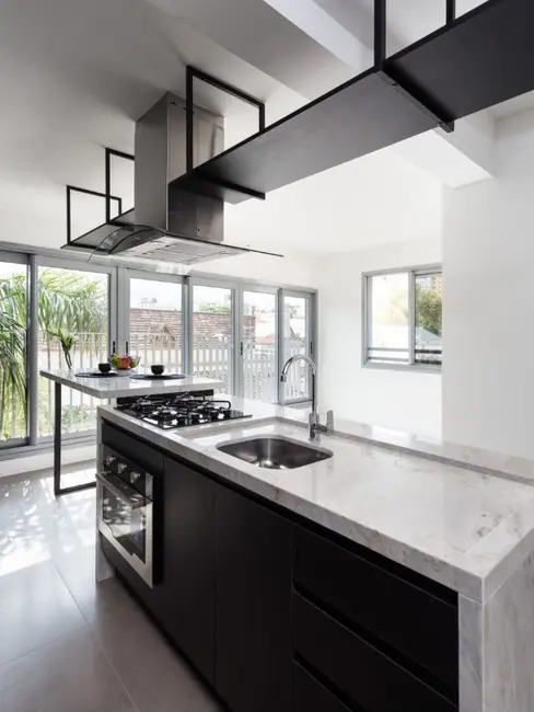 Apartamento com 2 quartos à venda, 63m2 em Menino Deus, Porto Alegre - RS - imagem 4 Foto 4 de Apartamento com 2 quartos à venda, 63m2 em Menino Deus, Porto Alegre - RS