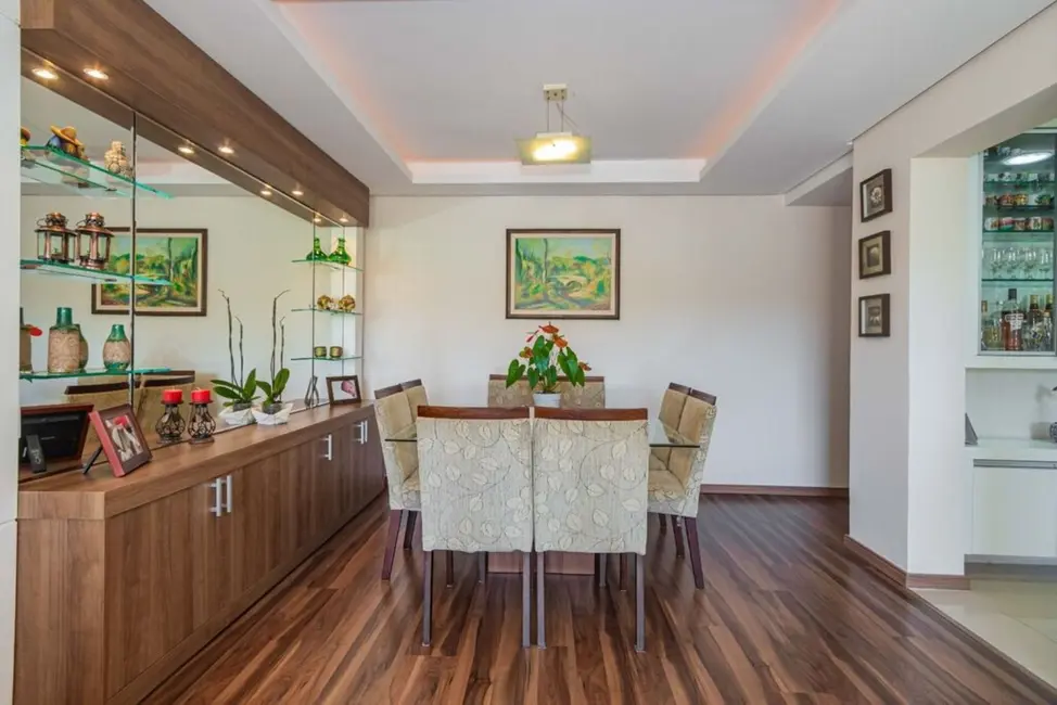 Apartamento com 3 quartos à venda, 110m2 em Santa Tereza, Porto Alegre - RS - imagem 3 Foto 3 de Apartamento com 3 quartos à venda, 110m2 em Santa Tereza, Porto Alegre - RS