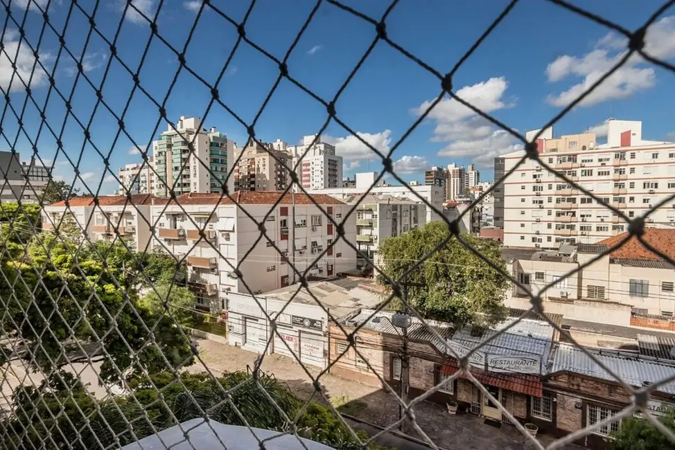 Apartamento com 2 quartos à venda, 79m2 em Menino Deus, Porto Alegre - RS - imagem 5 Foto 5 de Apartamento com 2 quartos à venda, 79m2 em Menino Deus, Porto Alegre - RS