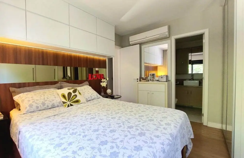 Foto 9 de Apartamento com 3 quartos à venda, 96m2 em Tristeza, Porto Alegre - RS