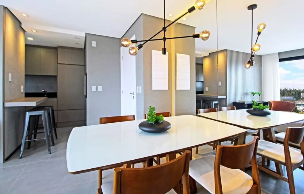 Foto 6 de Apartamento com 2 quartos à venda, 75m2 em Menino Deus, Porto Alegre - RS