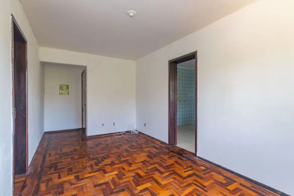 Apartamento com 2 quartos à venda, 67m2 em Teresópolis, Porto Alegre - RS - imagem 8 Foto 8 de Apartamento com 2 quartos à venda, 67m2 em Teresópolis, Porto Alegre - RS