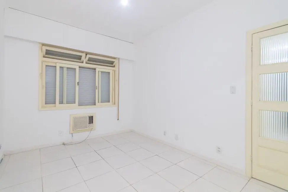 Foto 7 de Apartamento com 2 quartos à venda, 75m2 em Porto Alegre - RS