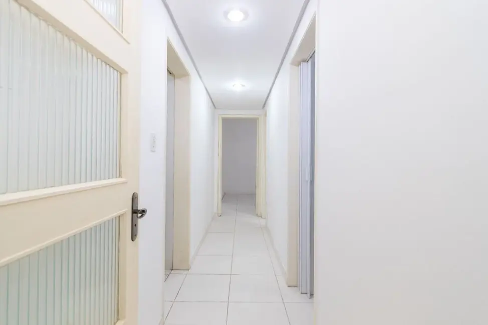 Foto 6 de Apartamento com 2 quartos à venda, 75m2 em Porto Alegre - RS