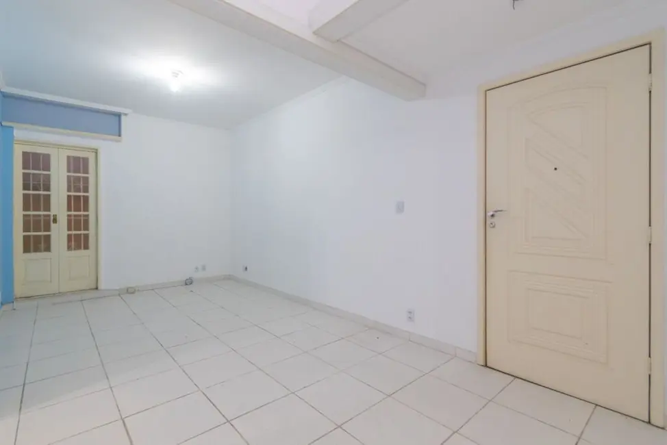Foto 5 de Apartamento com 2 quartos à venda, 75m2 em Porto Alegre - RS