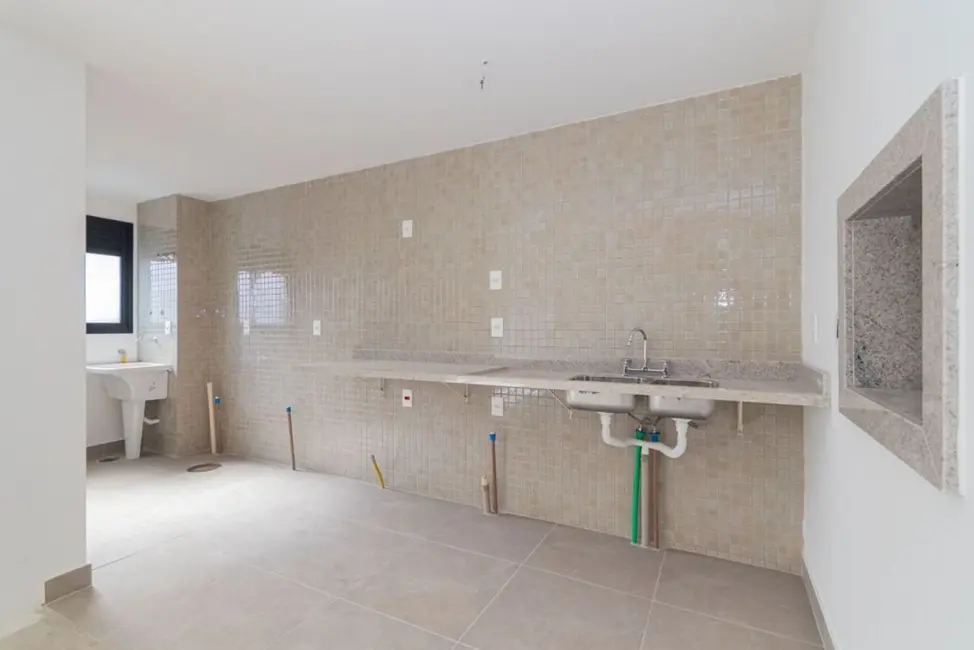 Apartamento com 3 quartos à venda, 104m2 em Menino Deus, Porto Alegre - RS - imagem 6 Foto 6 de Apartamento com 3 quartos à venda, 104m2 em Menino Deus, Porto Alegre - RS