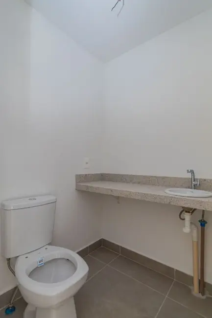 Apartamento com 3 quartos à venda, 104m2 em Menino Deus, Porto Alegre - RS - imagem 8 Foto 8 de Apartamento com 3 quartos à venda, 104m2 em Menino Deus, Porto Alegre - RS