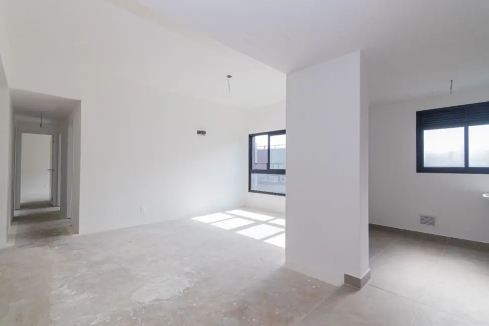 Apartamento com 3 quartos à venda, 104m2 em Menino Deus, Porto Alegre - RS - imagem 7 Foto 7 de Apartamento com 3 quartos à venda, 104m2 em Menino Deus, Porto Alegre - RS