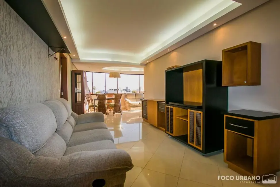 Apartamento com 3 quartos à venda, 111m2 em Petrópolis, Porto Alegre - RS - imagem 5 Foto 5 de Apartamento com 3 quartos à venda, 111m2 em Petrópolis, Porto Alegre - RS