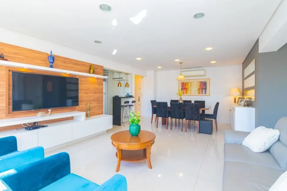 Apartamento com 3 quartos à venda, 102m2 em Menino Deus, Porto Alegre - RS - imagem 6 Foto 6 de Apartamento com 3 quartos à venda, 102m2 em Menino Deus, Porto Alegre - RS