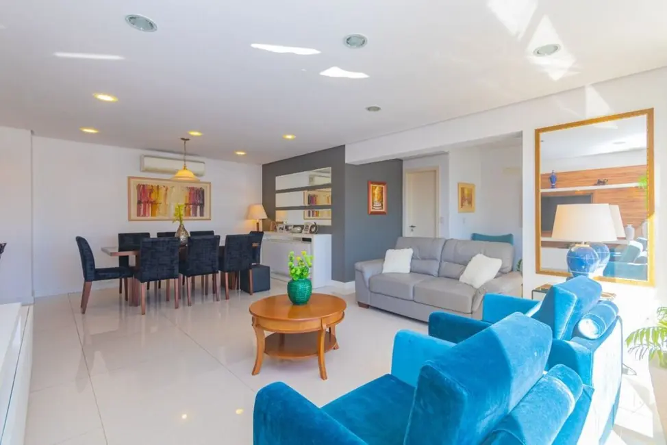 Apartamento com 3 quartos à venda, 102m2 em Menino Deus, Porto Alegre - RS - imagem 2 Foto 2 de Apartamento com 3 quartos à venda, 102m2 em Menino Deus, Porto Alegre - RS