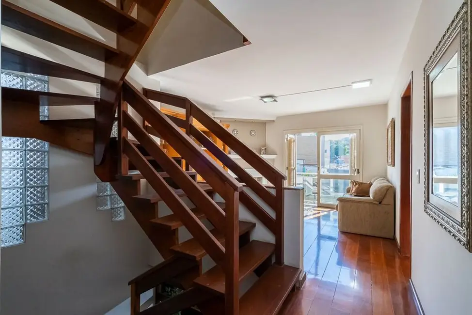 Foto 6 de Casa com 3 quartos à venda, 265m2 em Chácara das Pedras, Porto Alegre - RS