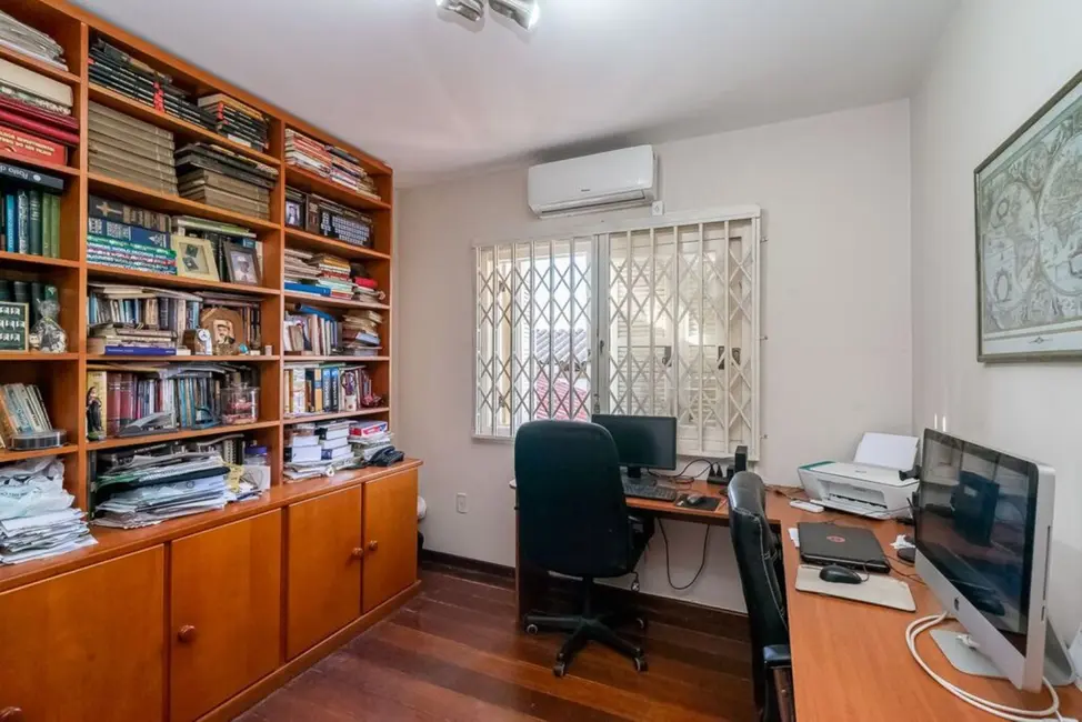 Foto 7 de Casa com 3 quartos à venda, 265m2 em Chácara das Pedras, Porto Alegre - RS