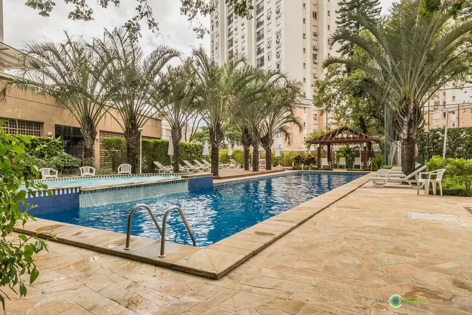 Apartamento com 2 quartos à venda, 61m2 em Passo da Areia, Porto Alegre - RS - imagem 9 Foto 9 de Apartamento com 2 quartos à venda, 61m2 em Passo da Areia, Porto Alegre - RS