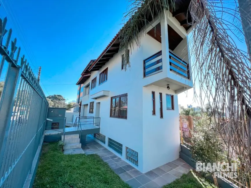 Casa com 3 quartos à venda, 255m2 em Jardim América, Caxias Do Sul - RS - imagem 3 Foto 3 de Casa com 3 quartos à venda, 255m2 em Jardim América, Caxias Do Sul - RS