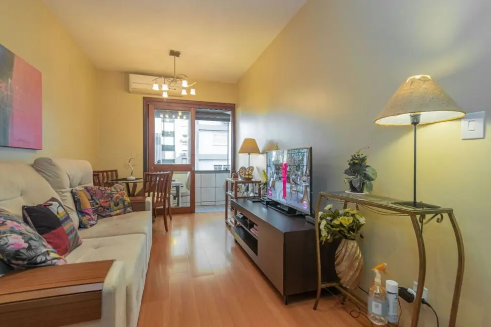 Apartamento com 2 quartos à venda, 63m2 em Menino Deus, Porto Alegre - RS - imagem 4 Foto 4 de Apartamento com 2 quartos à venda, 63m2 em Menino Deus, Porto Alegre - RS