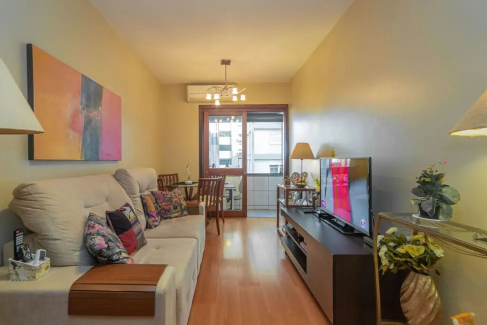 Apartamento com 2 quartos à venda, 63m2 em Menino Deus, Porto Alegre - RS - imagem 3 Foto 3 de Apartamento com 2 quartos à venda, 63m2 em Menino Deus, Porto Alegre - RS