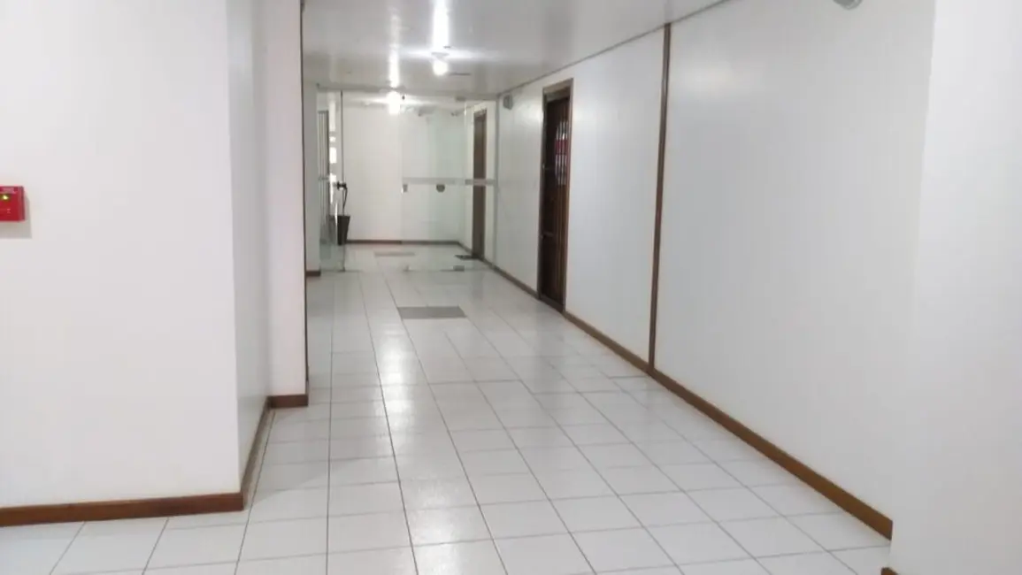 Foto 7 de Sala Comercial à venda, 82m2 em Vila Ipiranga, Porto Alegre - RS