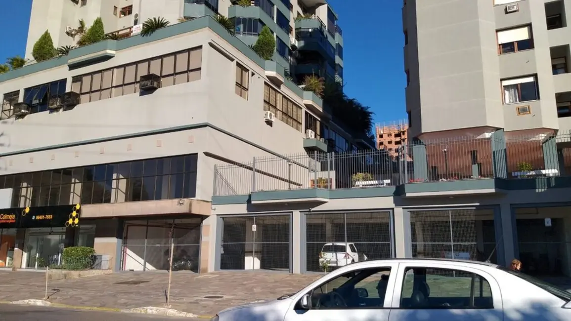 Foto 3 de Sala Comercial à venda, 82m2 em Vila Ipiranga, Porto Alegre - RS
