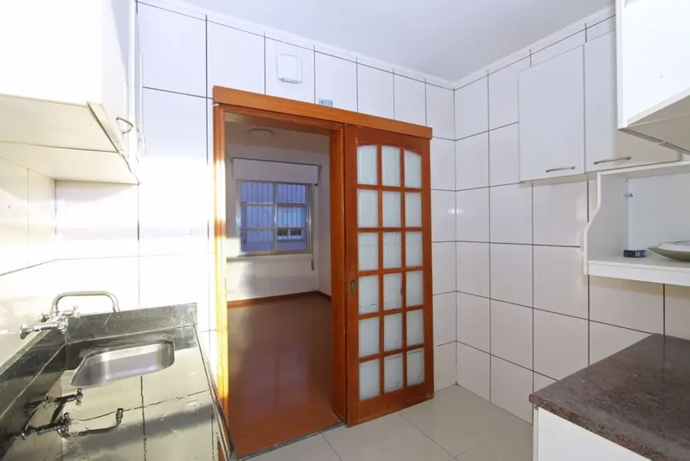 Foto 8 de Apartamento com 4 quartos à venda, 77m2 em Teresópolis, Porto Alegre - RS