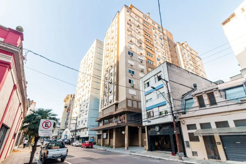 Foto 2 de Apartamento com 1 quarto à venda, 54m2 em Centro Histórico, Porto Alegre - RS