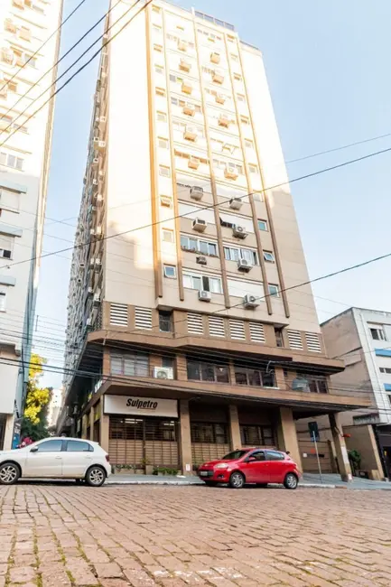 Apartamento com 1 quarto à venda, 54m2 em Centro Histórico, Porto Alegre - RS - imagem 3 Foto 3 de Apartamento com 1 quarto à venda, 54m2 em Centro Histórico, Porto Alegre - RS