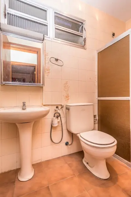 Casa com 2 quartos à venda, 150m2 em Nonoai, Porto Alegre - RS - imagem 8 Foto 8 de Casa com 2 quartos à venda, 150m2 em Nonoai, Porto Alegre - RS