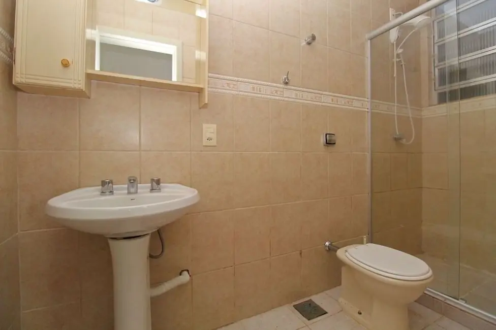 Apartamento com 2 quartos à venda, 58m2 em Menino Deus, Porto Alegre - RS - imagem 8 Foto 8 de Apartamento com 2 quartos à venda, 58m2 em Menino Deus, Porto Alegre - RS