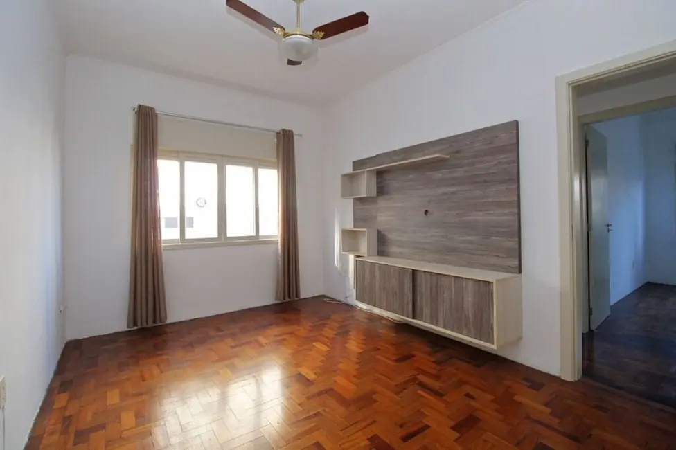 Apartamento com 2 quartos à venda, 58m2 em Menino Deus, Porto Alegre - RS - imagem 2 Foto 2 de Apartamento com 2 quartos à venda, 58m2 em Menino Deus, Porto Alegre - RS