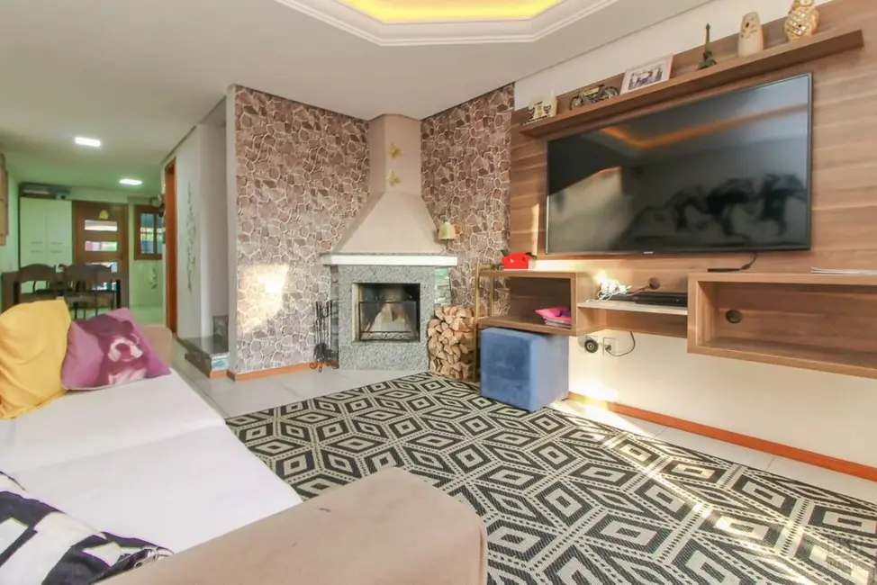 Casa com 3 quartos à venda, 118m2 em Porto Alegre - RS - imagem 5 Foto 5 de Casa com 3 quartos à venda, 118m2 em Porto Alegre - RS