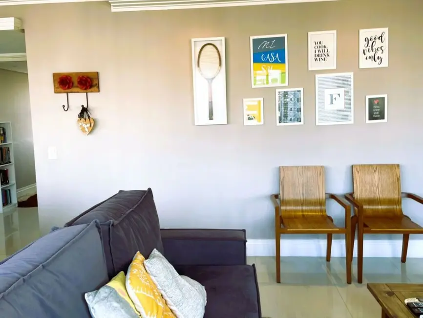 Apartamento com 3 quartos à venda, 111m2 em Bela Vista, Porto Alegre - RS - imagem 8 Foto 8 de Apartamento com 3 quartos à venda, 111m2 em Bela Vista, Porto Alegre - RS